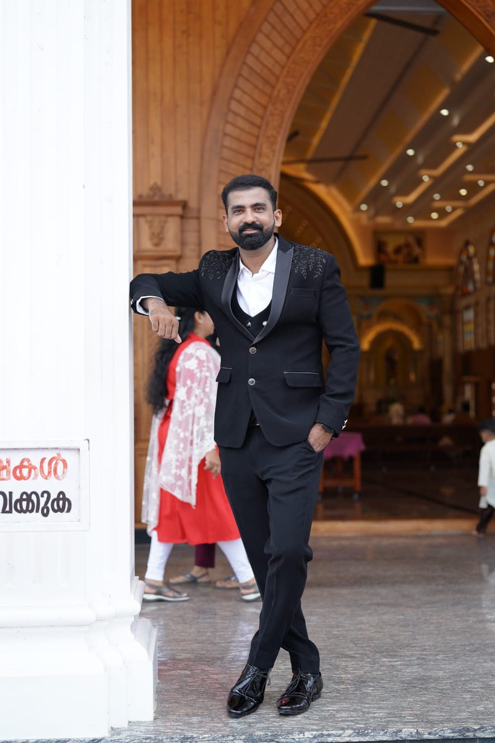 Dr. Robinson Thomas MDS